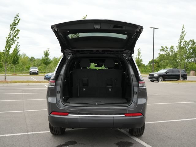 New 2026 Jeep Grand Cherokee L 4WD image 16