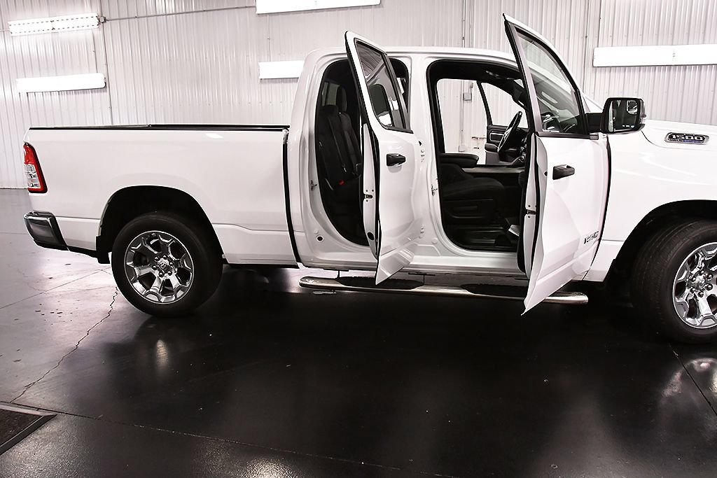 Used 2023 RAM 1500 Big Horn AWD/4WD image 30