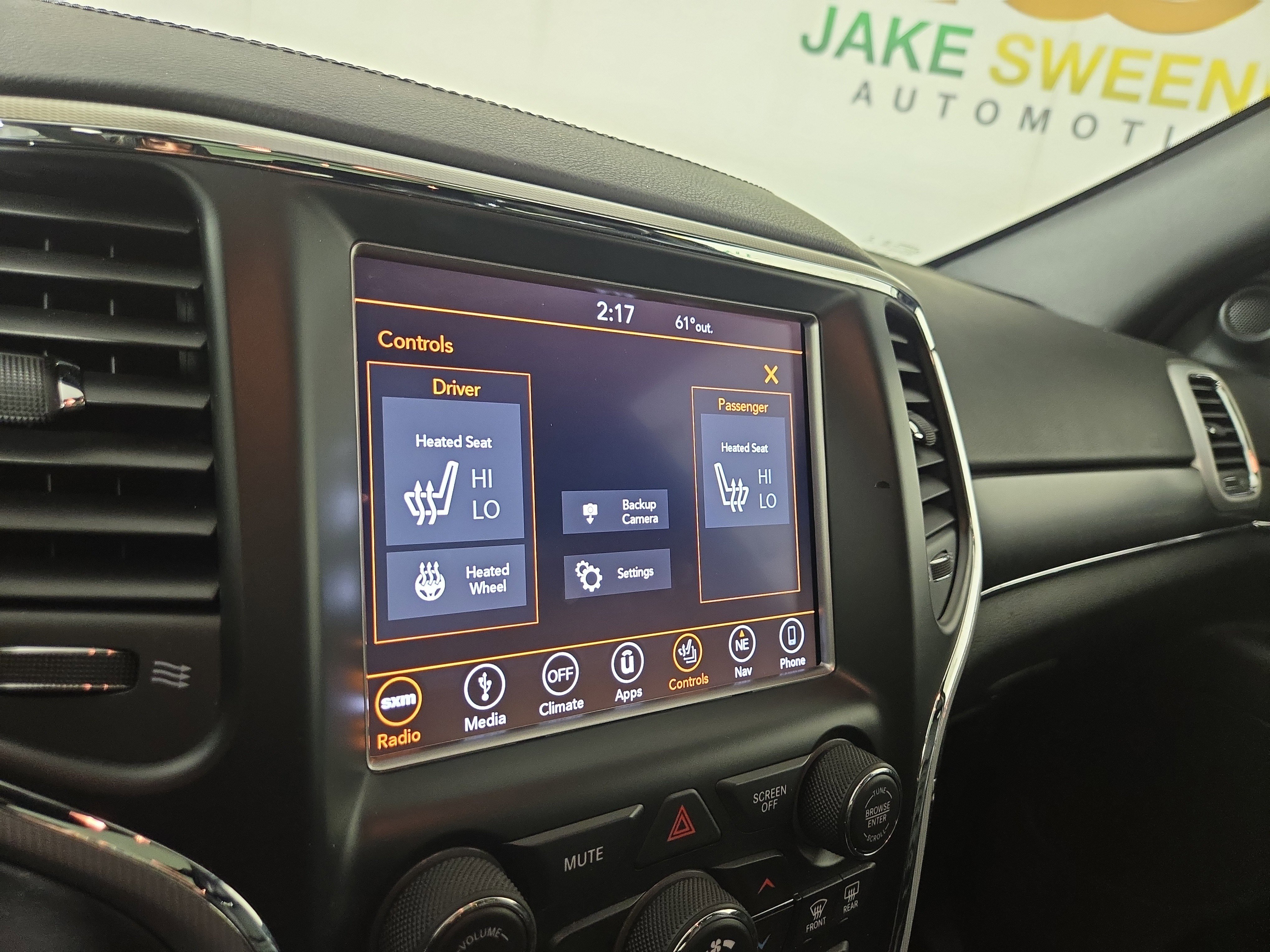 Used 2018 Jeep Grand Cherokee Limited AWD/4WD image 27