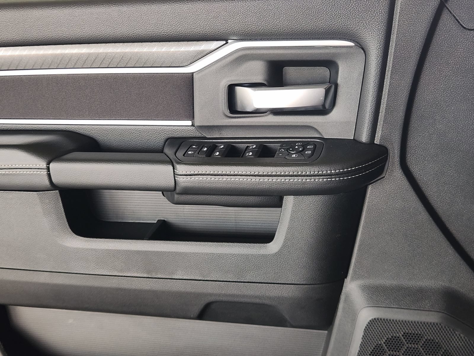 New 2026 RAM 2500 Lone Star AWD/4WD image 19