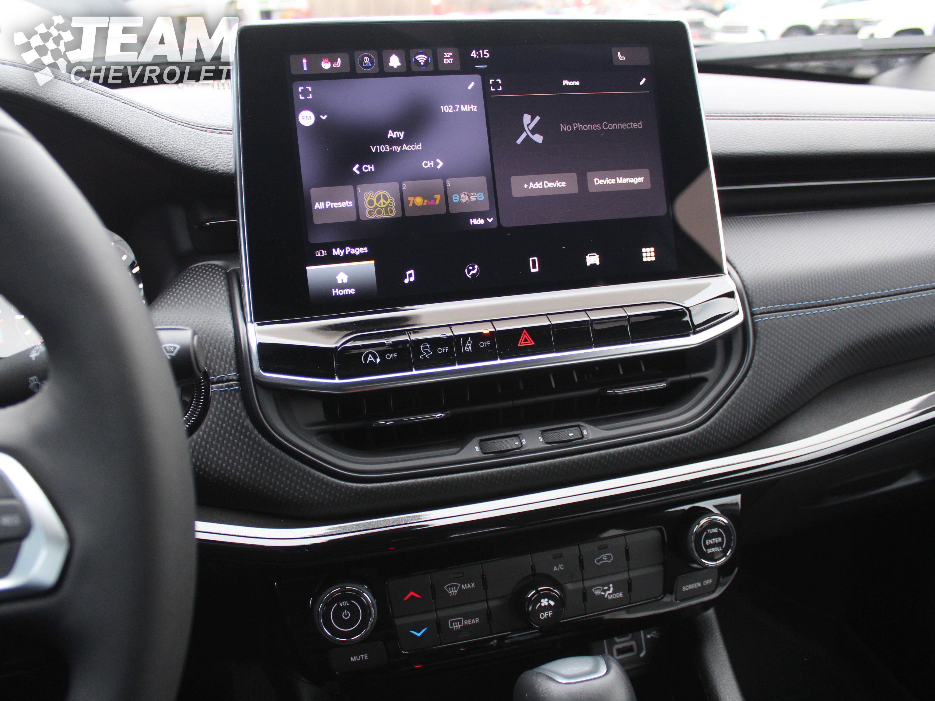 Used 2025 Jeep Compass Latitude w/ Altitude Special Edition image 15