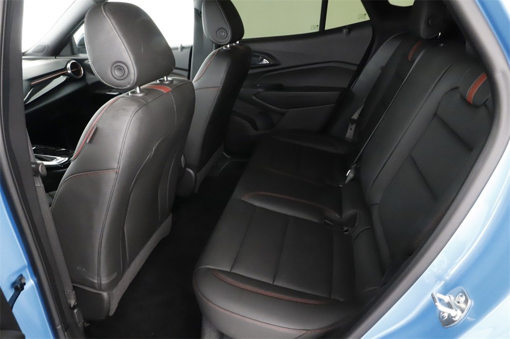 Used 2025 Chevrolet Trax RS w/ Driver Confidence Package image 22