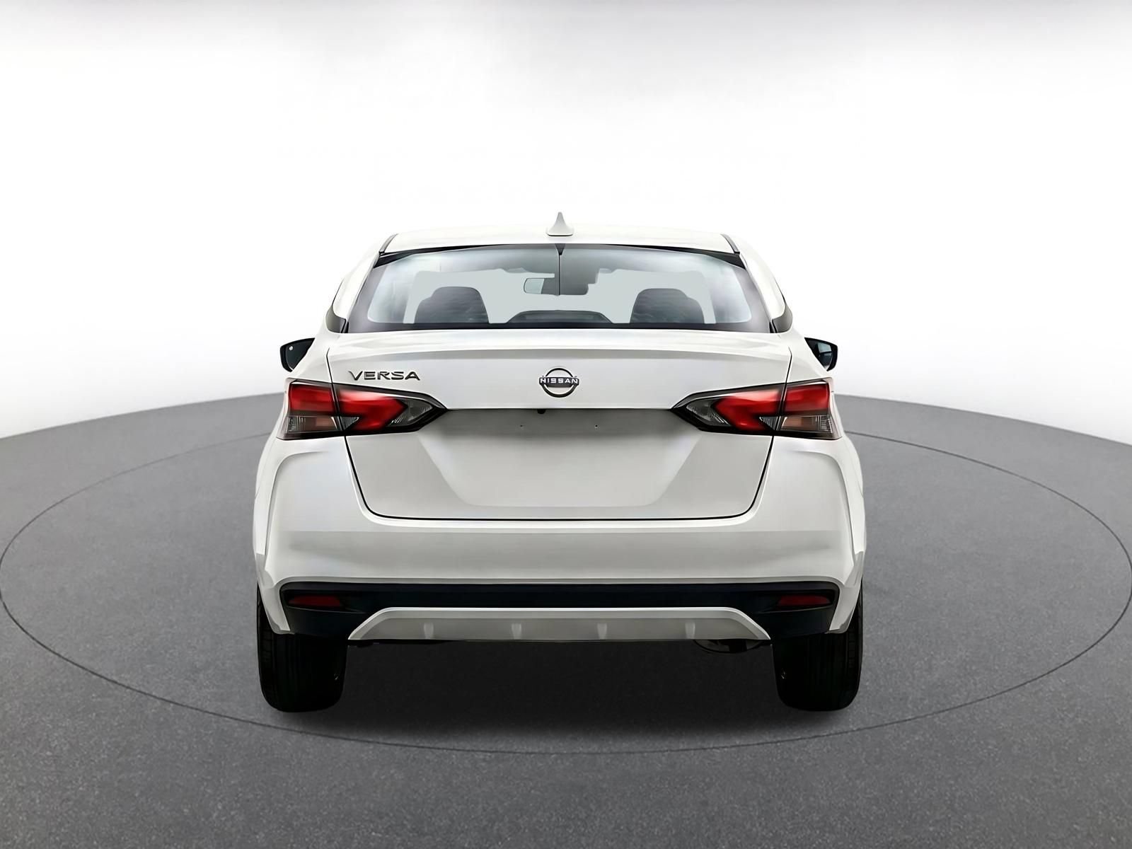 Used 2025 Nissan Versa SV FWD image 7