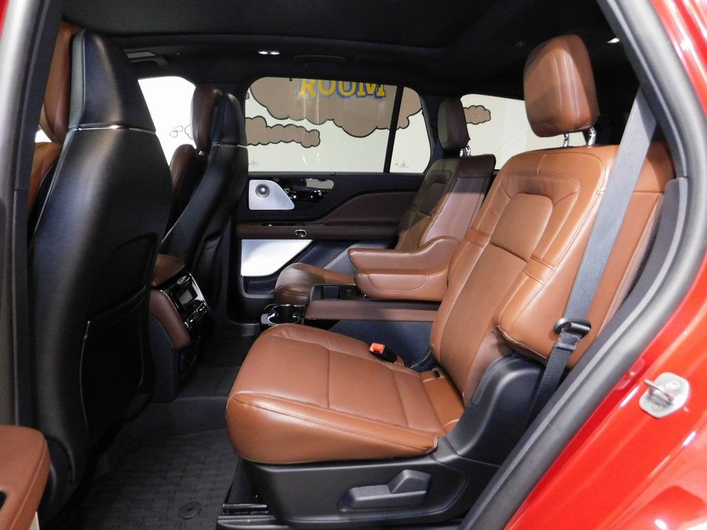Used 2025 Lincoln Aviator Reserve w/ Equipment Group 201A image 80