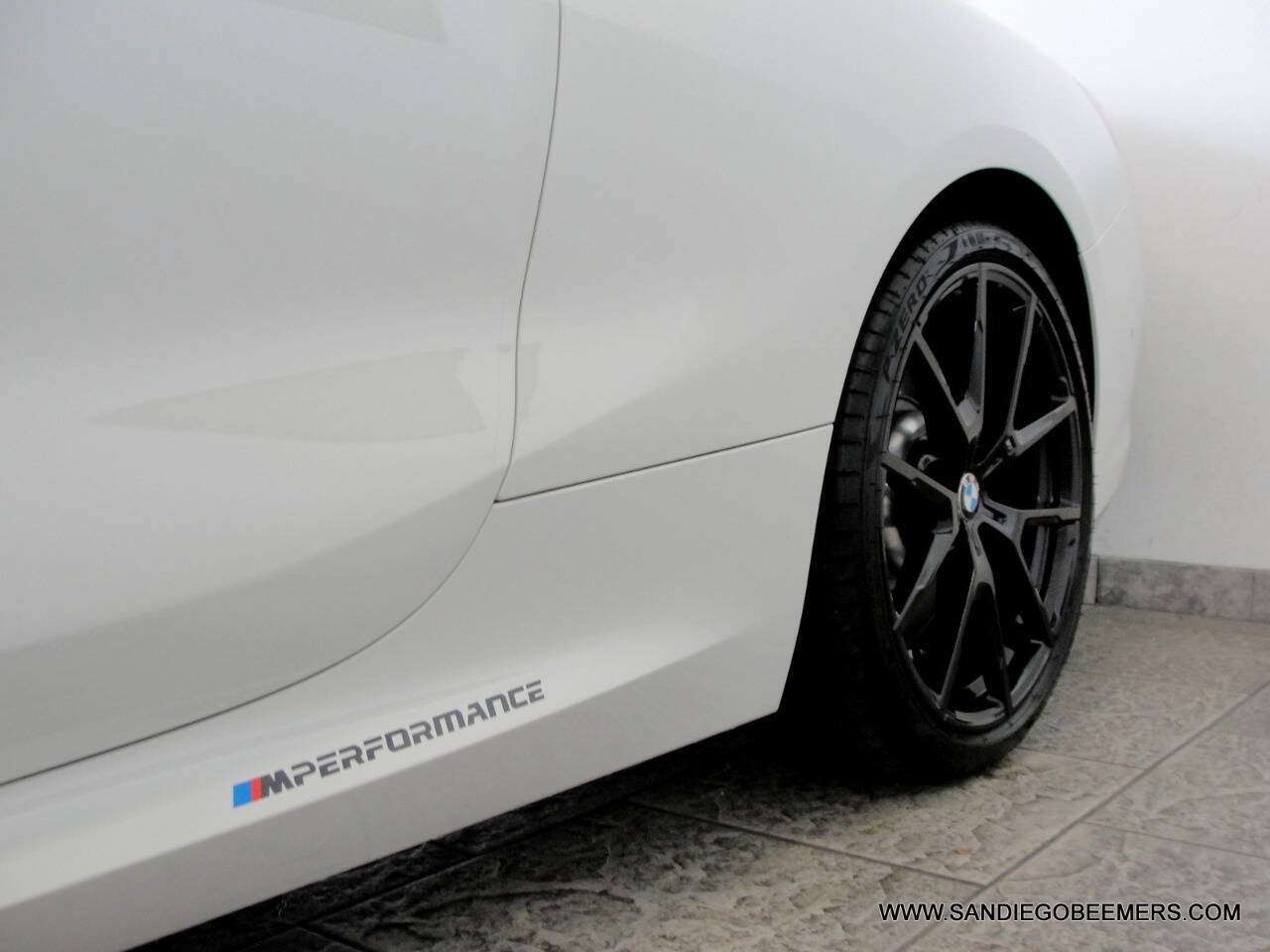 Used 2023 BMW 840i Coupe w/ M Sport Professional Package RWD image 9