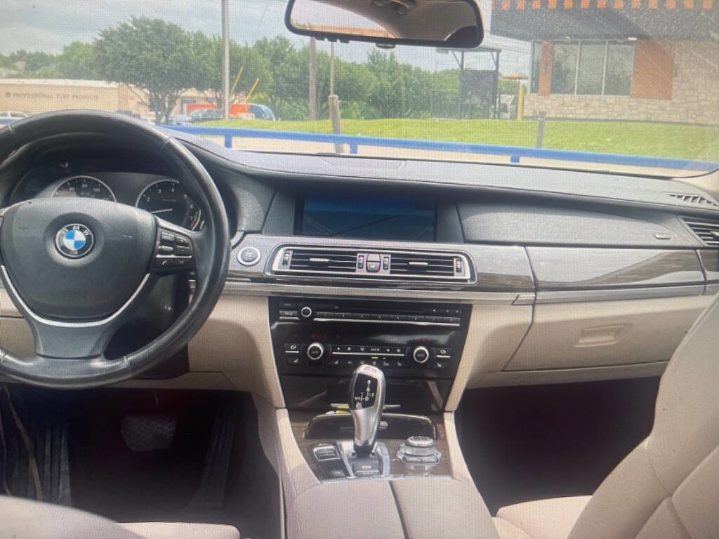 Used 2012 BMW 750Li image 11