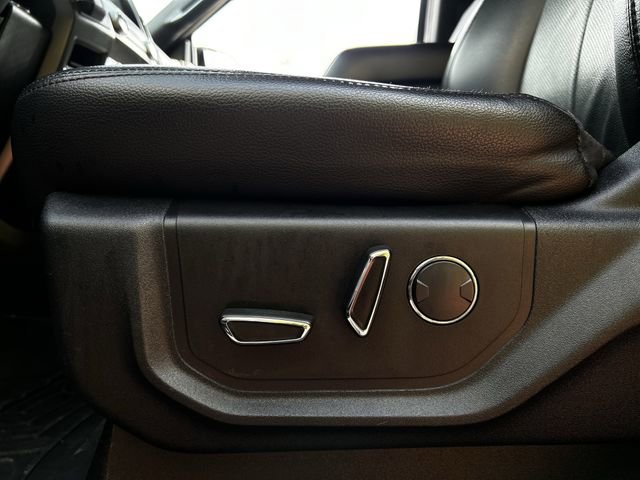 Used 2019 Ford Expedition XLT w/ Equipment Group 202A image 28