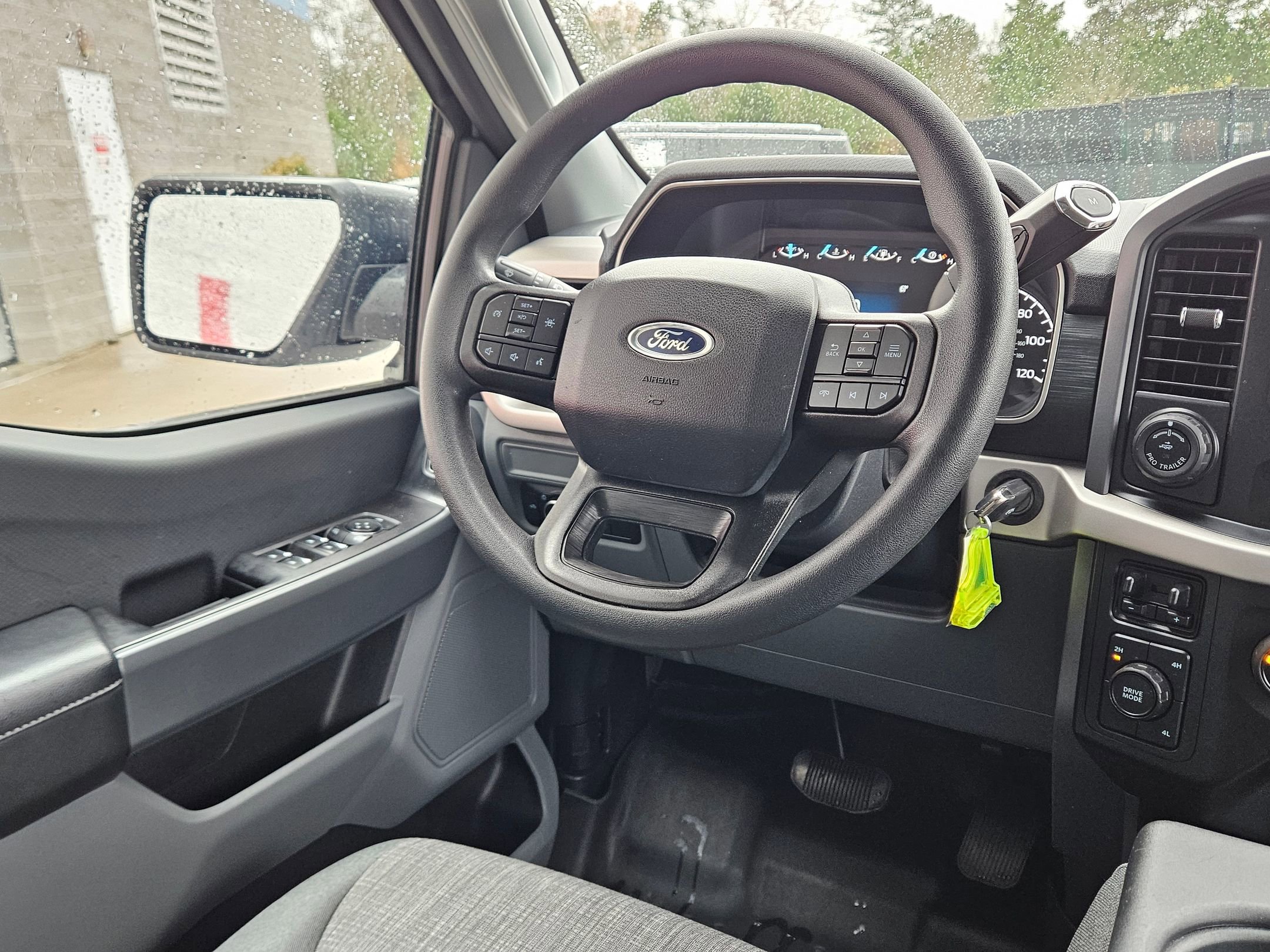 Used 2021 Ford F150 XLT w/ Trailer Tow Package image 9