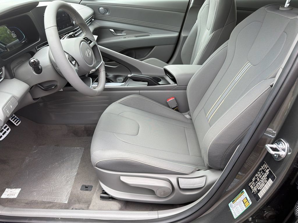 New 2026 Hyundai Elantra Sport FWD image 10