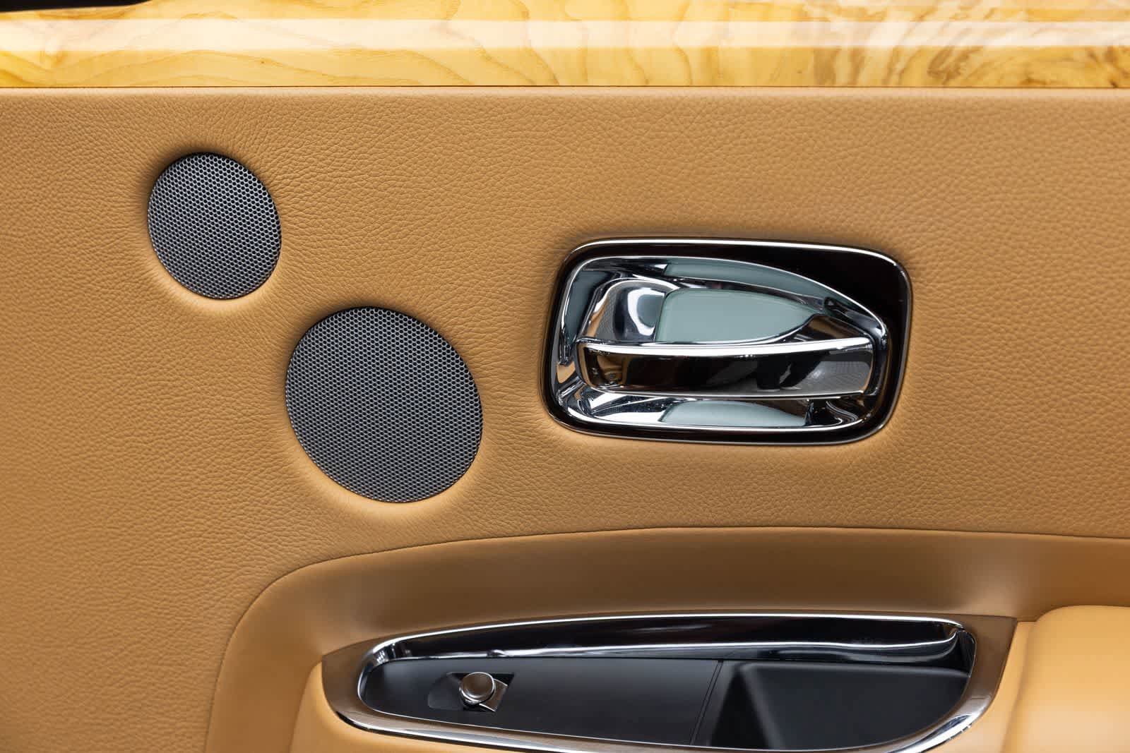 Used 2013 Rolls-Royce Ghost RWD image 40
