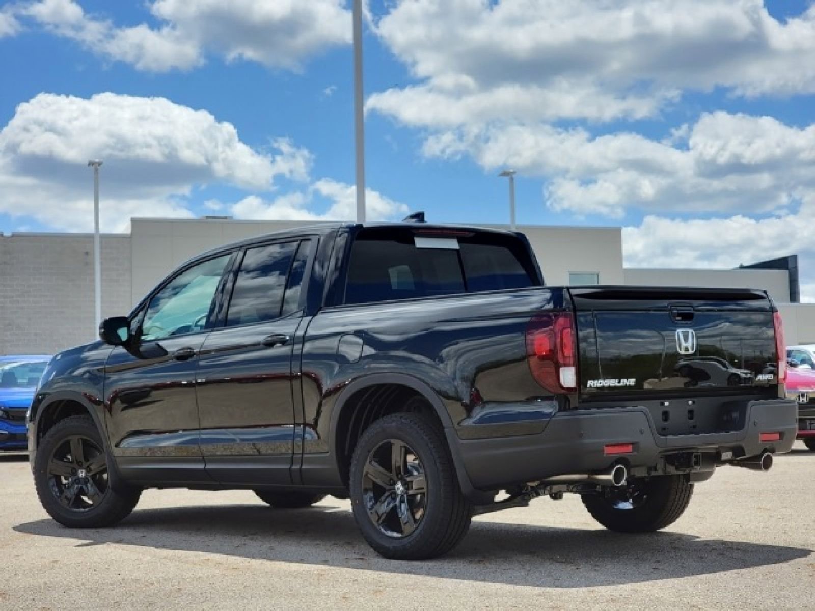 Used 2023 Honda Ridgeline Black Edition image 8