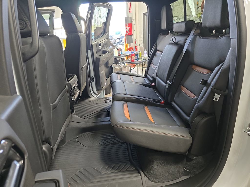 New 2026 GMC Sierra 1500 AT4 w/ AT4 Premium Package AWD/4WD image 13