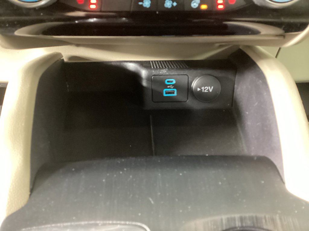 Used 2022 Ford Escape SEL image 23