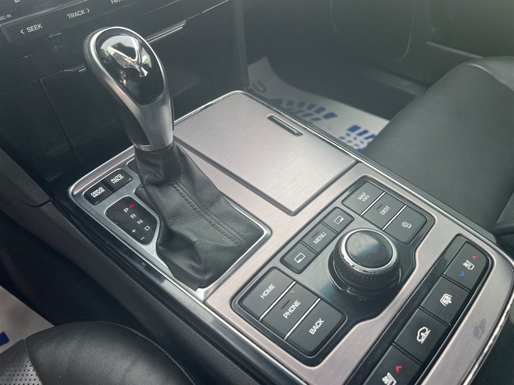 Used 2015 Hyundai Equus Signature RWD image 32