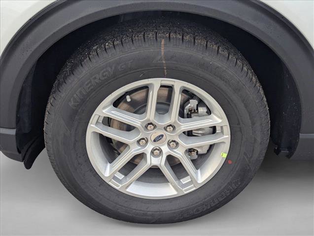 New 2026 Ford Explorer Active w/ Active Comfort Package RWD image 9