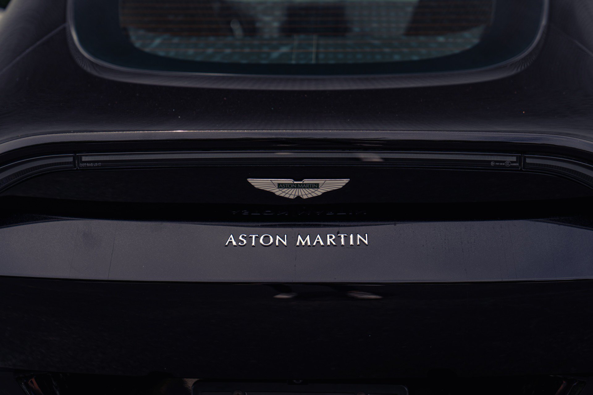 Used 2020 Aston Martin V8 Vantage Coupe RWD image 23