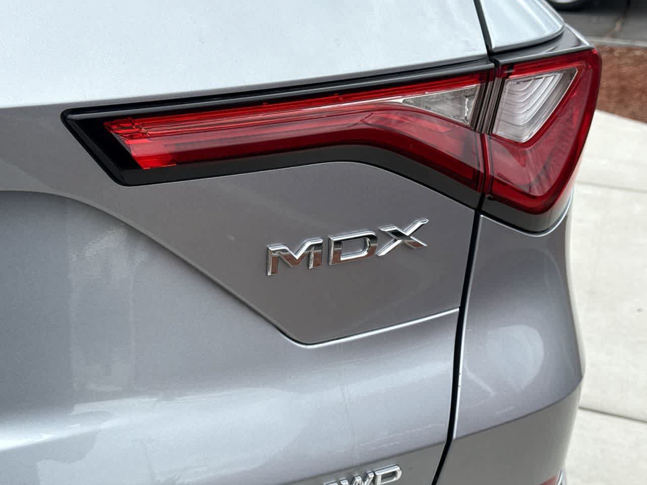 Used 2023 Acura MDX w/ Advance Package AWD/4WD image 9