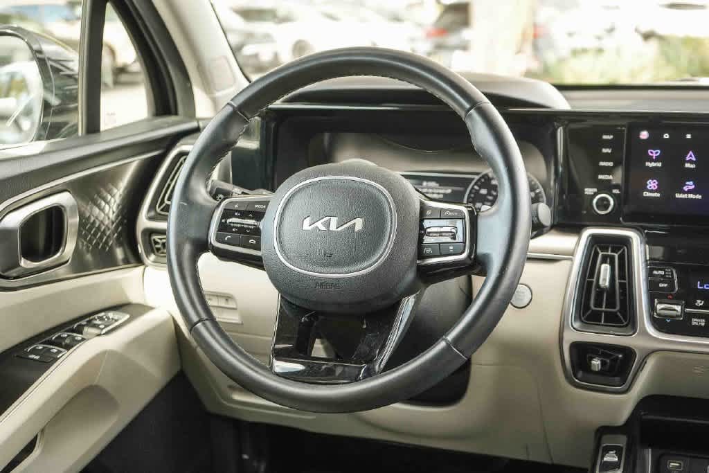 Certified 2023 Kia Sorento EX FWD image 16