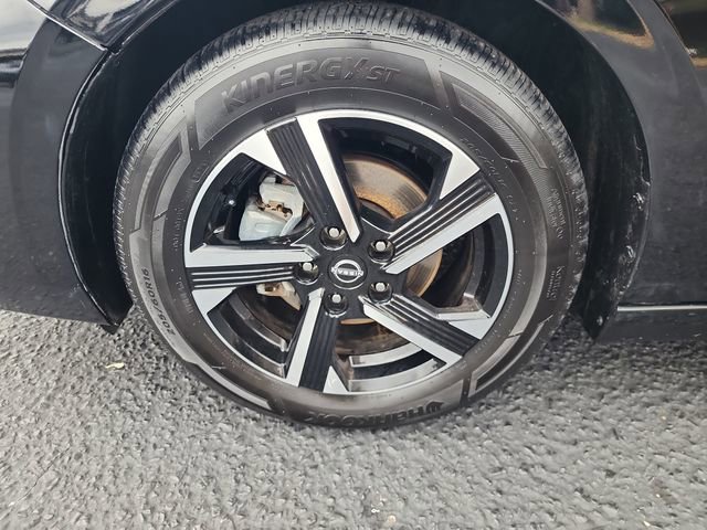 Used 2024 Nissan Sentra SV image 27