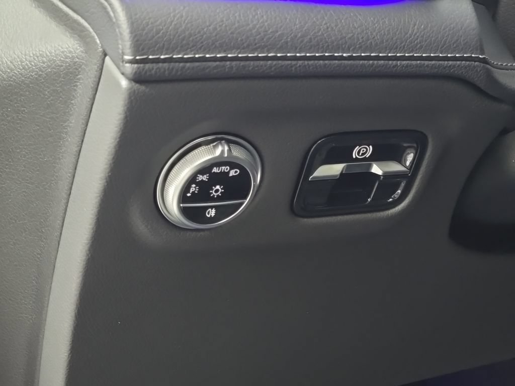 Certified 2023 Mercedes-Benz EQS 450+ 4MATIC SUV image 18