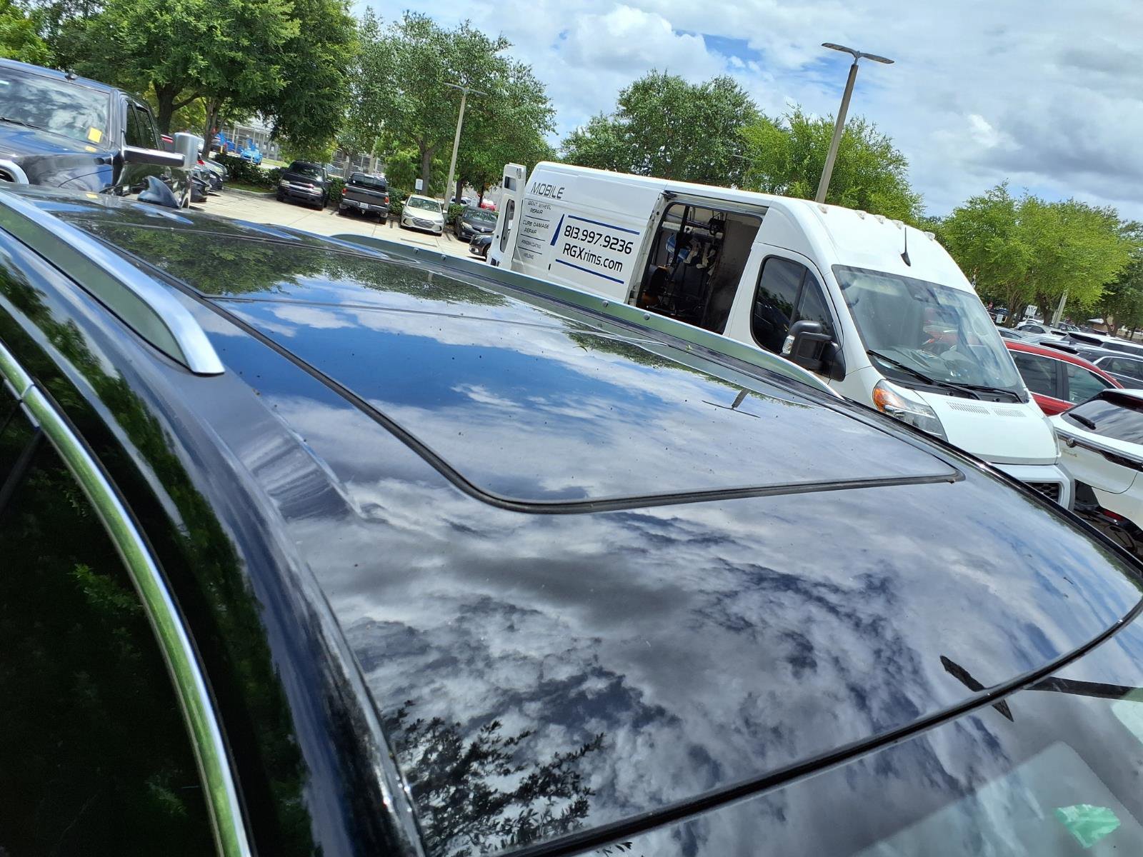 Used 2023 Cadillac XT6 Premium Luxury w/ Technology Package FWD image 12