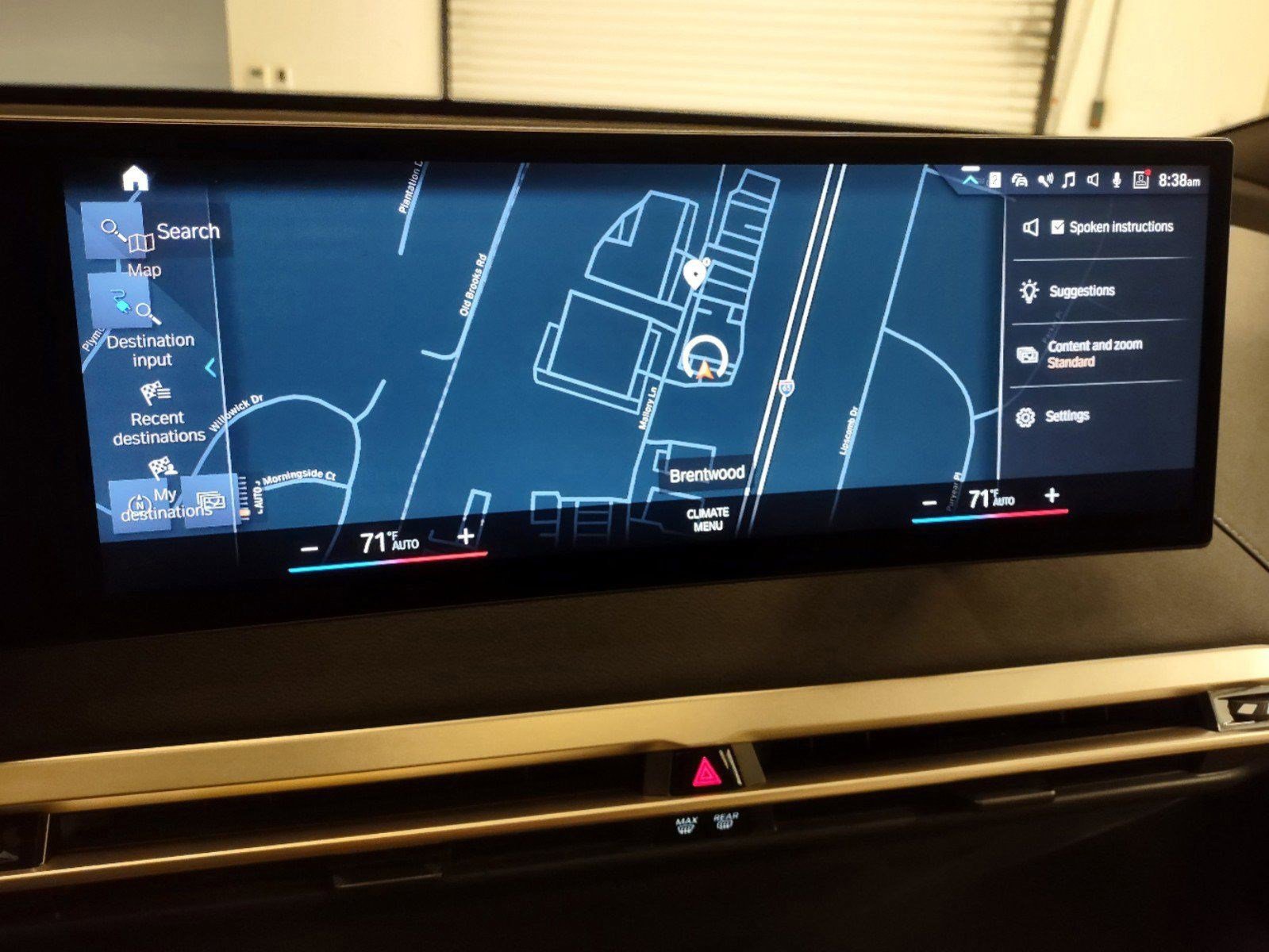 Used 2023 BMW iX xDrive50 image 21