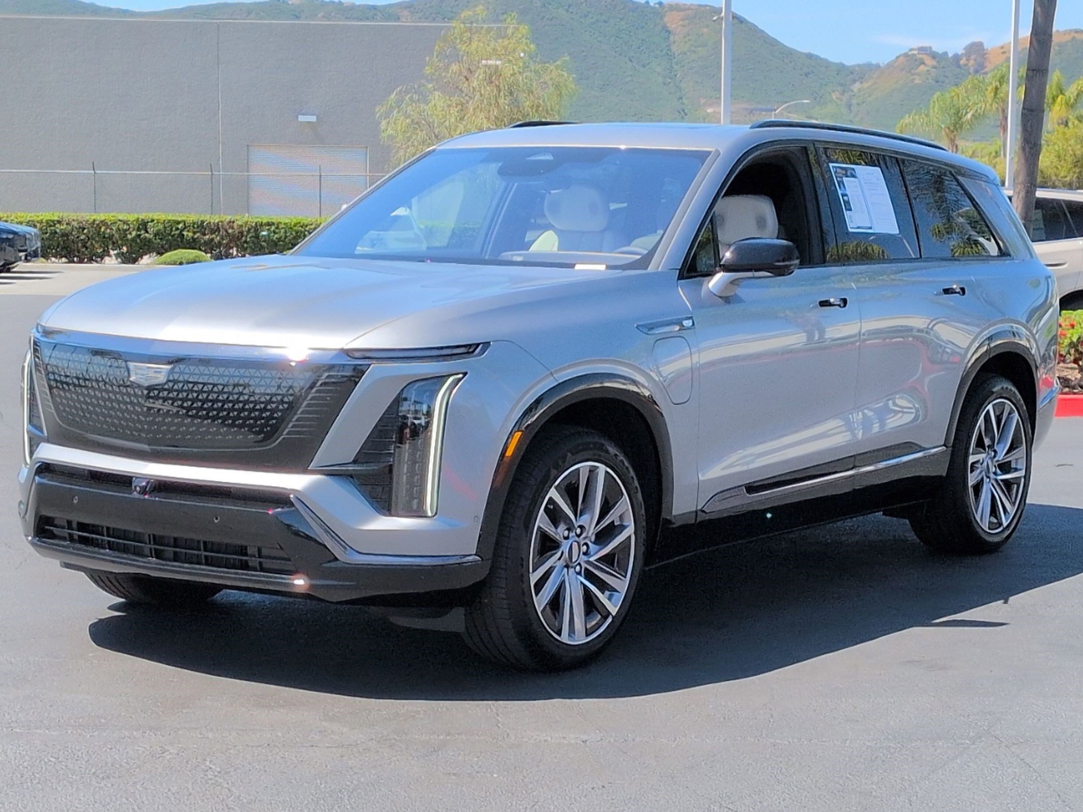 Used 2026 Cadillac Vistiq Sport AWD/4WD image 5