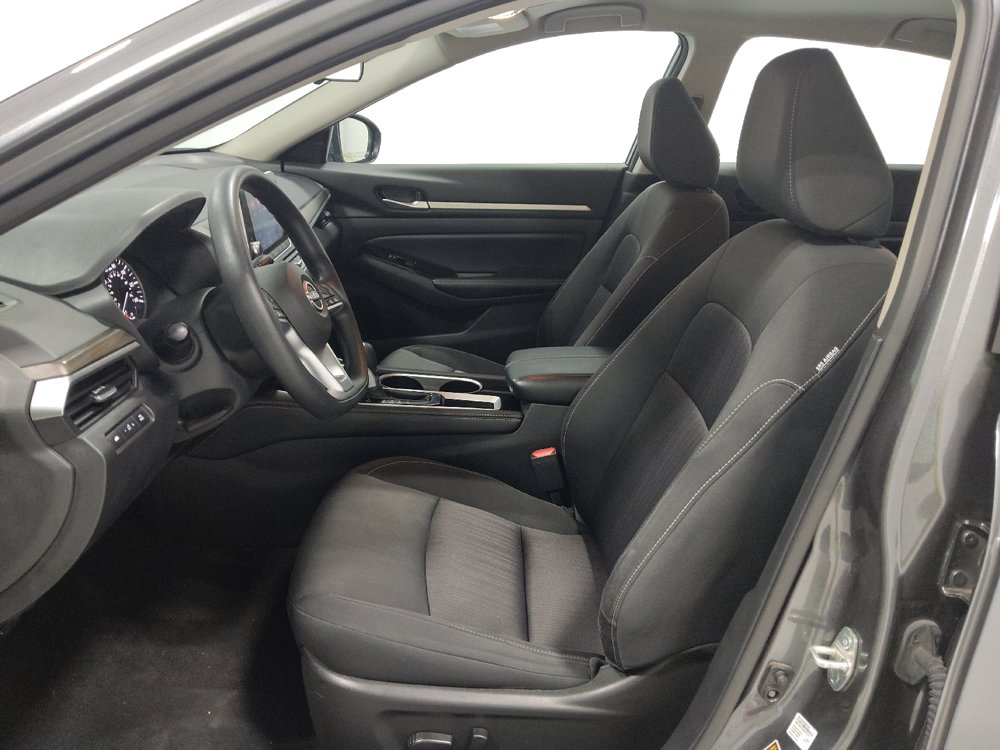Used 2023 Nissan Altima 2.5 SV FWD image 17