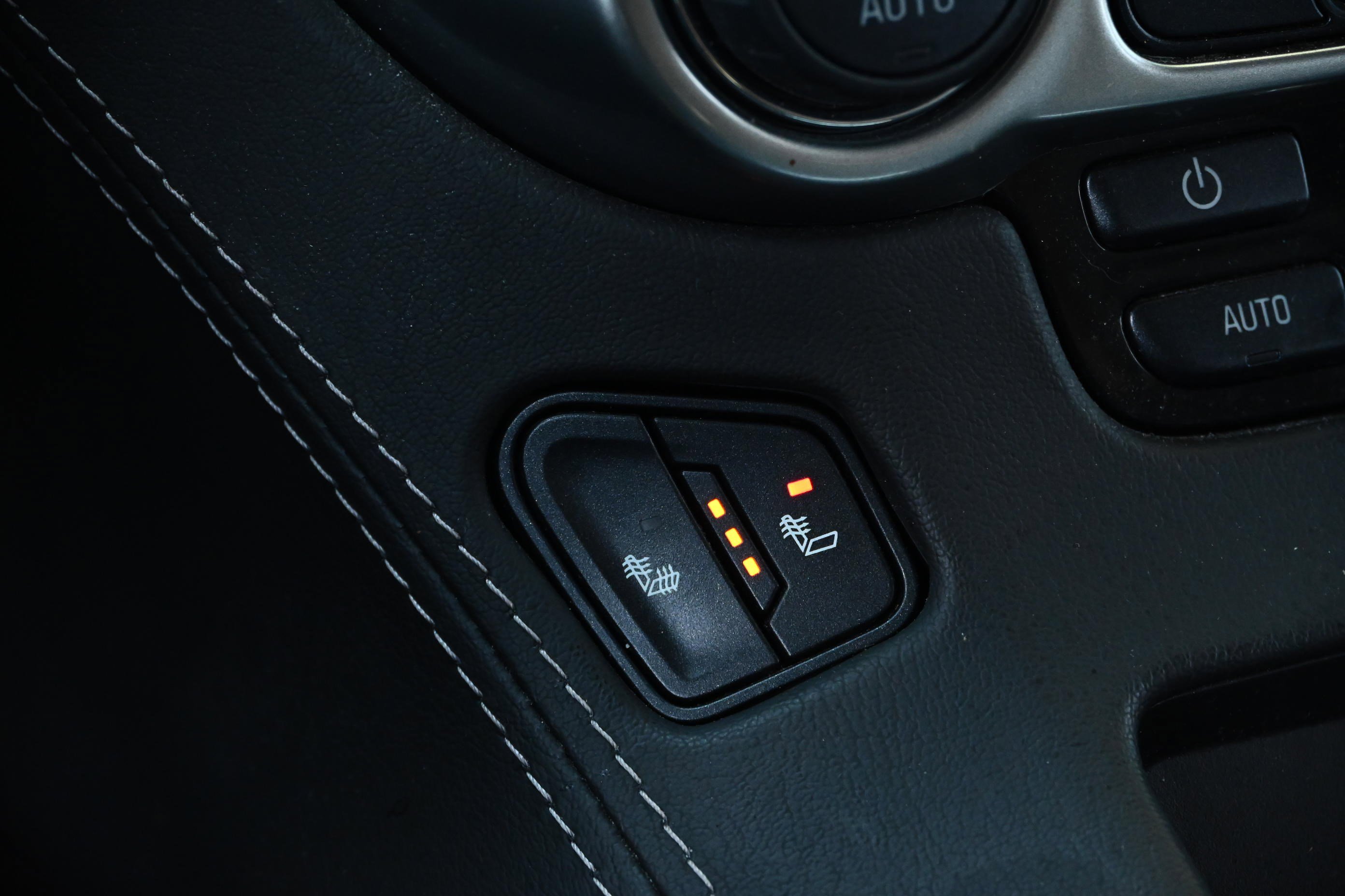 Used 2020 Chevrolet Tahoe LT image 31