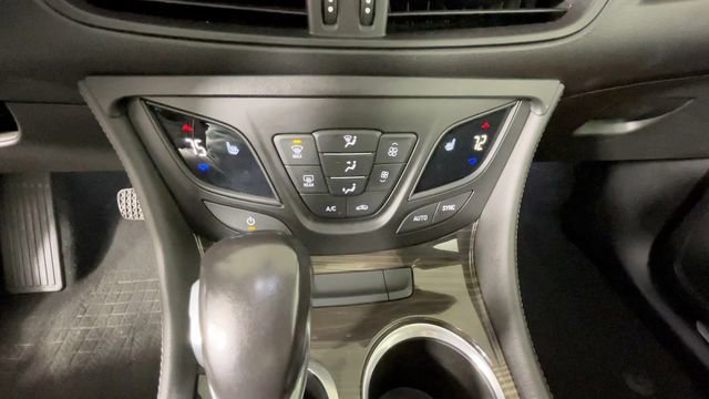 Used 2020 Buick Envision Essence AWD/4WD image 28