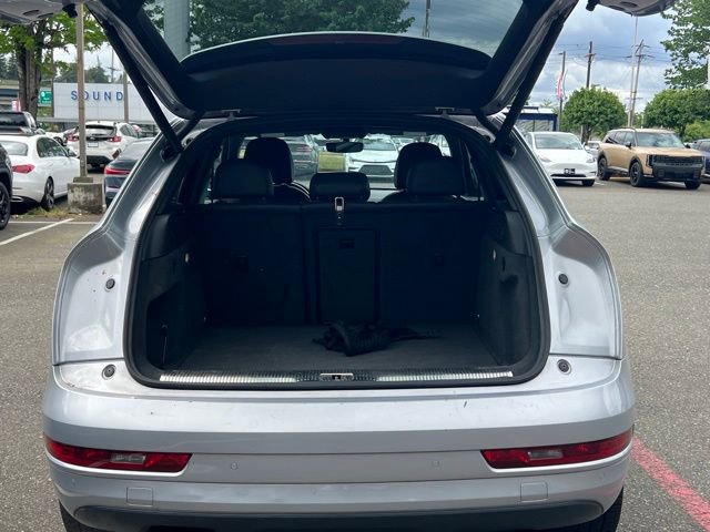 Used 2018 Audi Q3 2.0T Premium Plus w/ Premium Plus Package AWD/4WD image 12