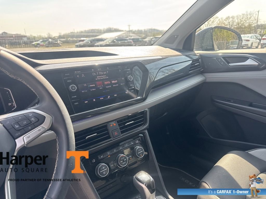 Used 2023 Volkswagen Taos SEL image 17