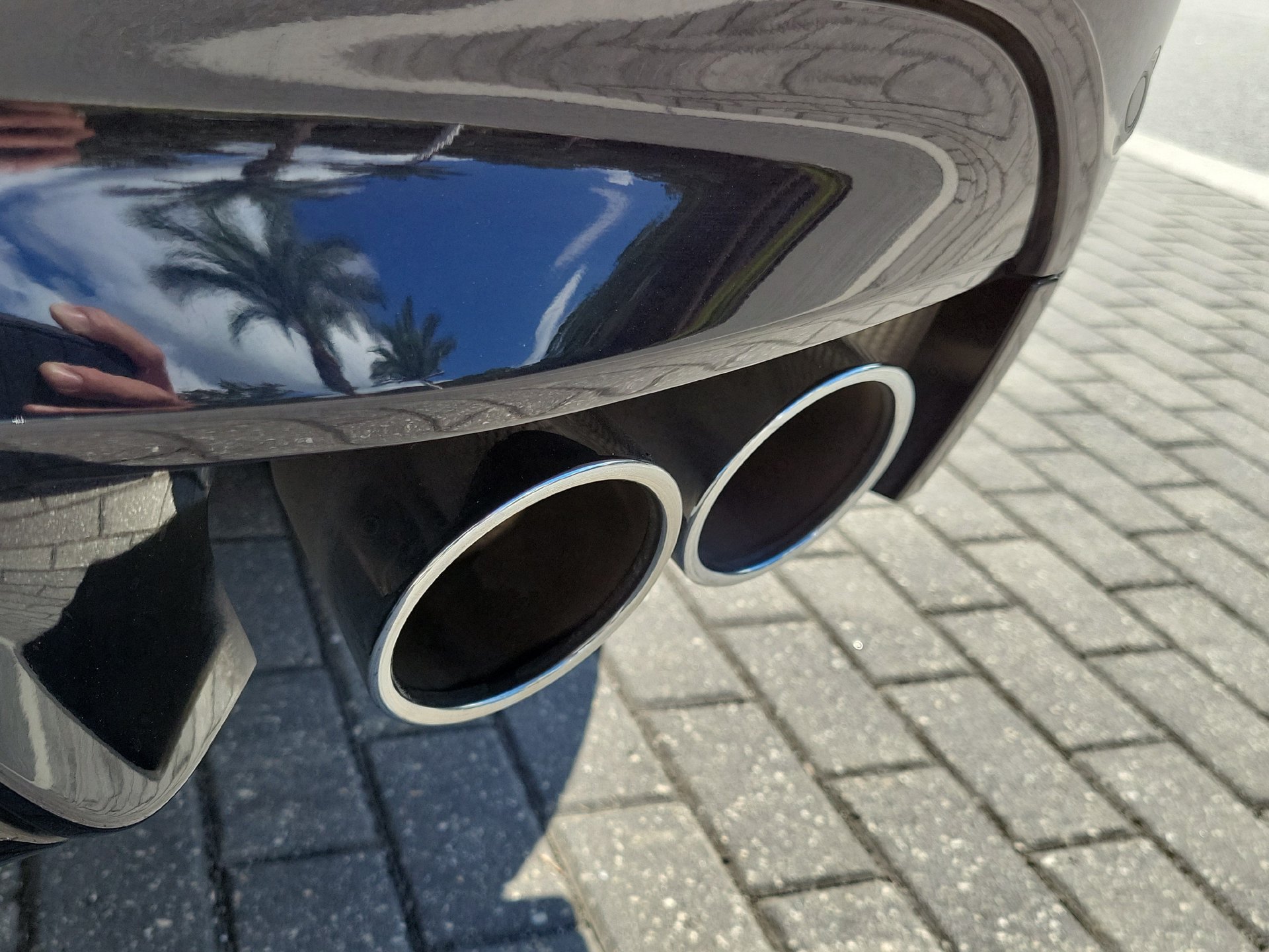 Used 2023 BMW X6 M w/ Executive Package AWD/4WD image 15