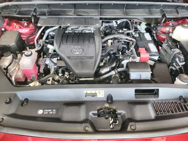 Used 2023 Toyota Highlander XLE image 27