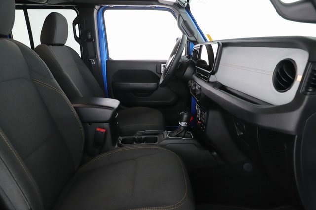 Used 2024 Jeep Gladiator Sport image 28