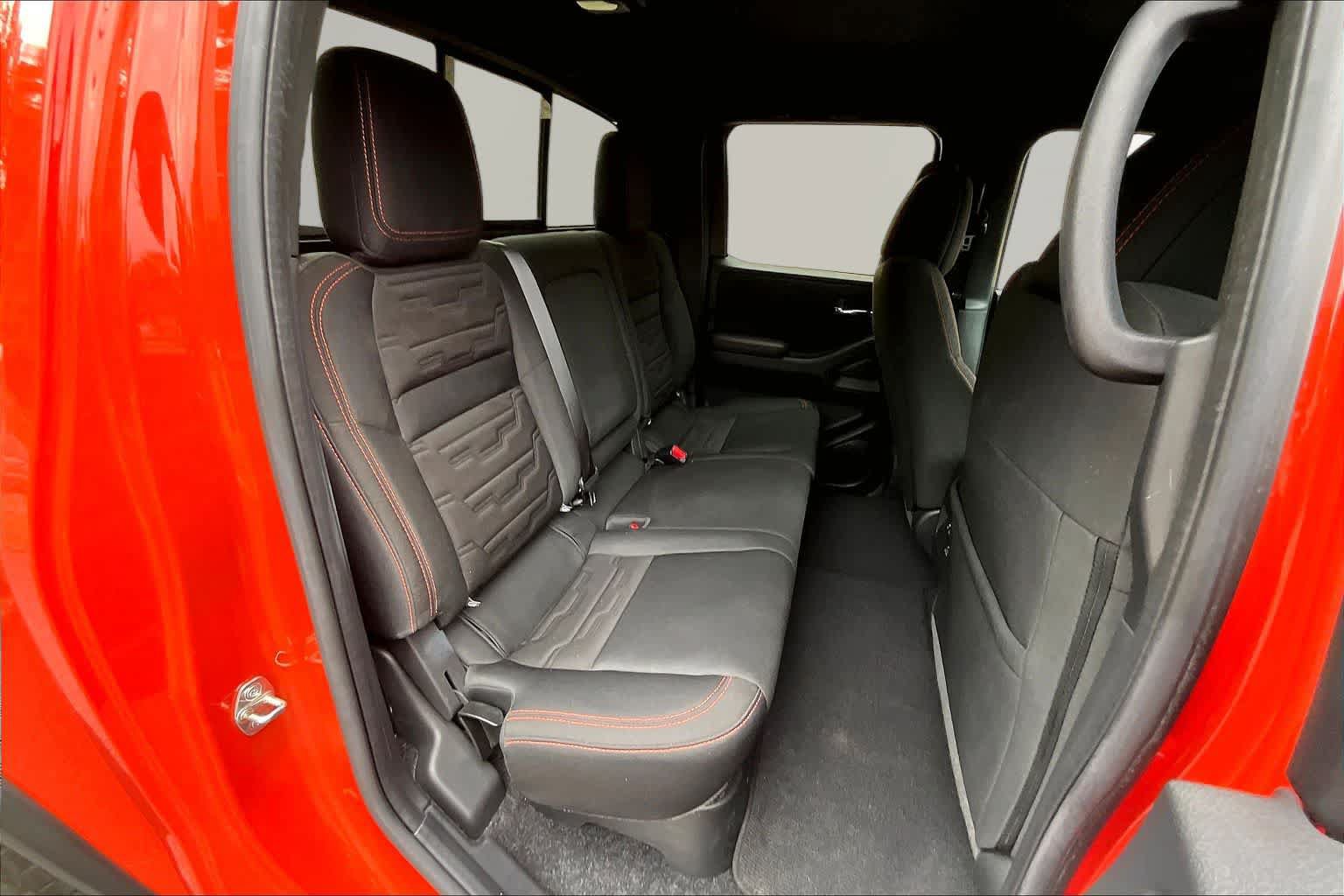 Used 2025 Nissan Frontier Pro-X w/ Pro Convenience Package RWD image 33
