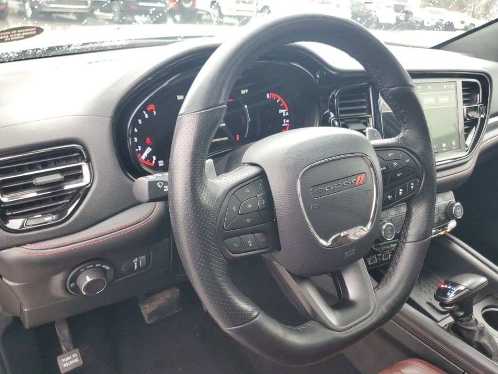 Used 2025 Dodge Durango GT image 11