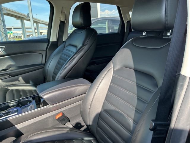 Used 2020 Ford Edge SEL w/ Convenience Package FWD image 40