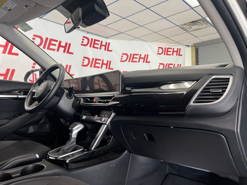 Certified 2025 Kia Seltos S FWD image 13