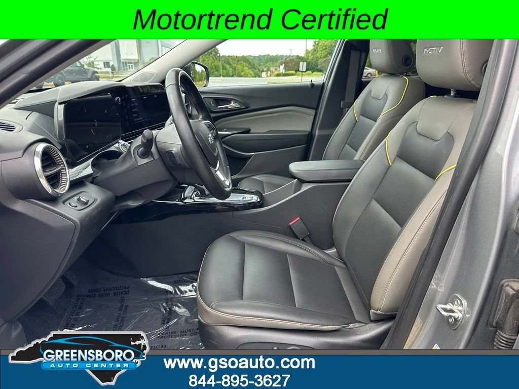 Used 2024 Chevrolet Trax ACTIV w/ Sunroof Package FWD image 12