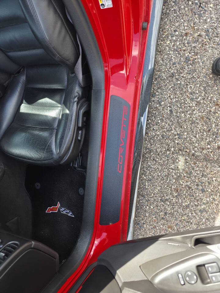 Used 2006 Chevrolet Corvette Convertible w/ Preferred Equipment Group RWD image 12