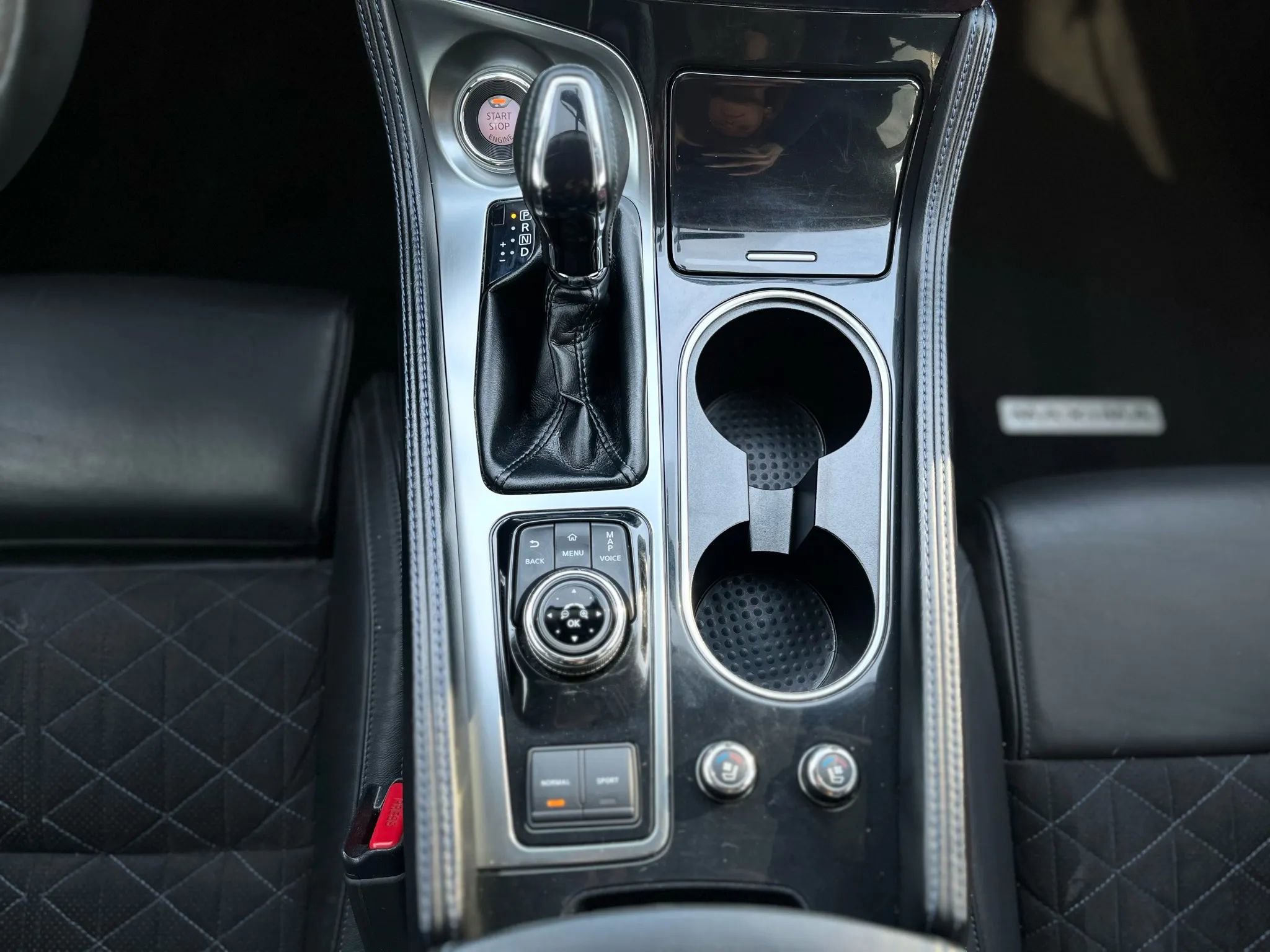 Used 2017 Nissan Maxima SR w/ Midnight Edition image 13