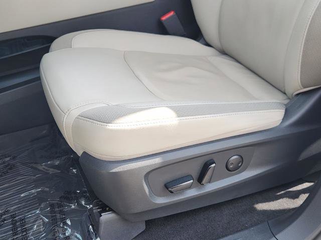 Certified 2024 Nissan Pathfinder SL FWD image 18