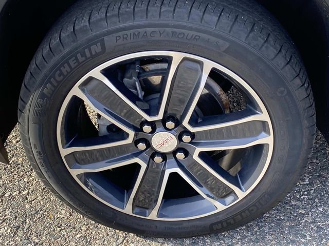 Used 2023 GMC Acadia SLT w/ Technology Package image 33