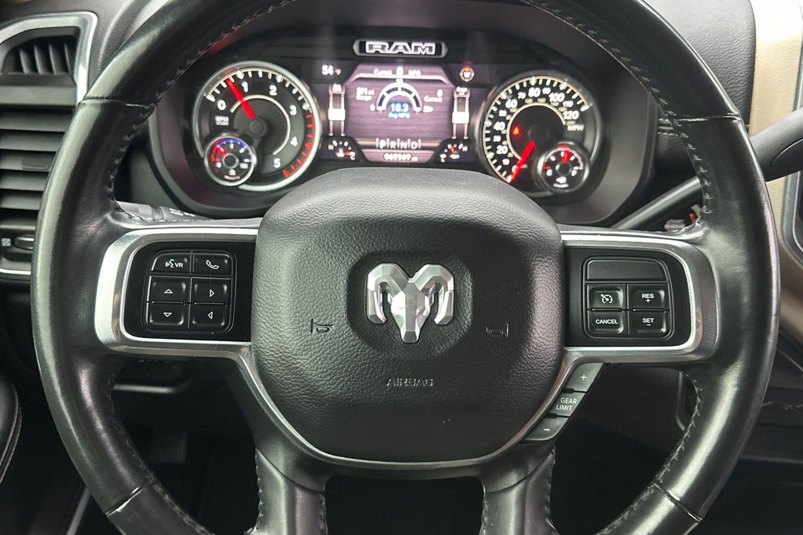 Used 2020 RAM 2500 Laramie image 25