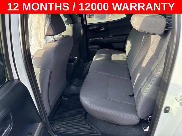 Used 2017 Toyota Tacoma TRD Sport AWD/4WD image 17