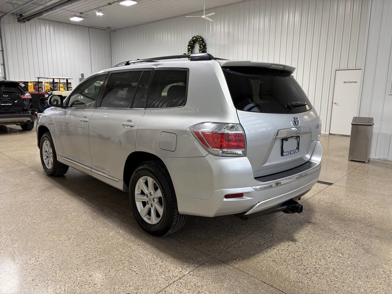 Used 2013 Toyota Highlander 4WD Hybrid image 3