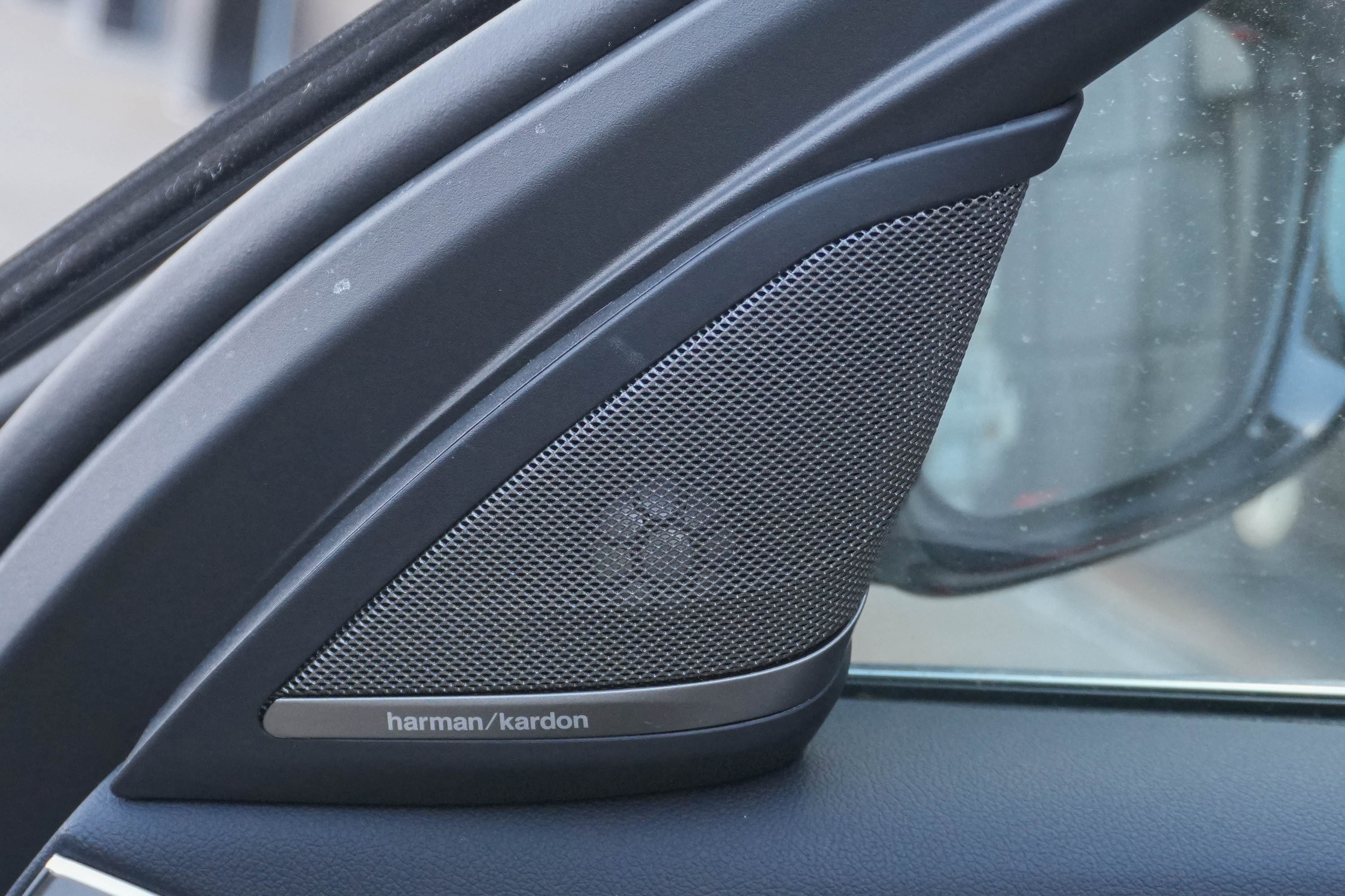 Certified 2023 BMW 540i w/ Premium Package image 31