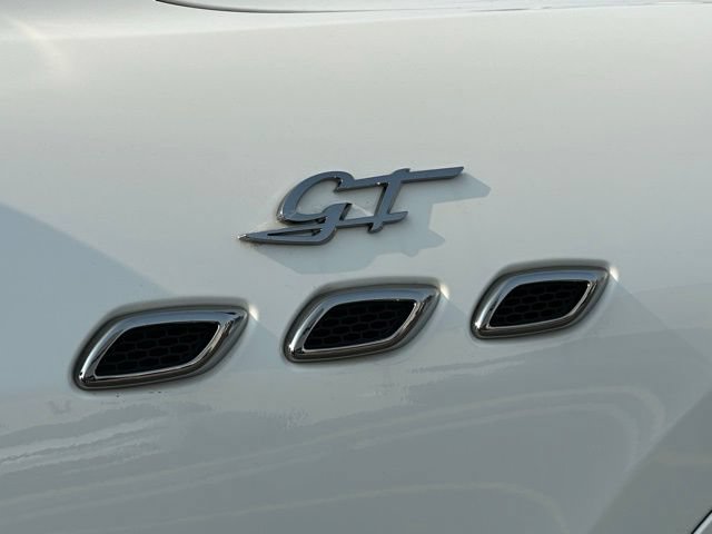 Used 2024 Maserati Levante GT Ultima AWD/4WD image 30