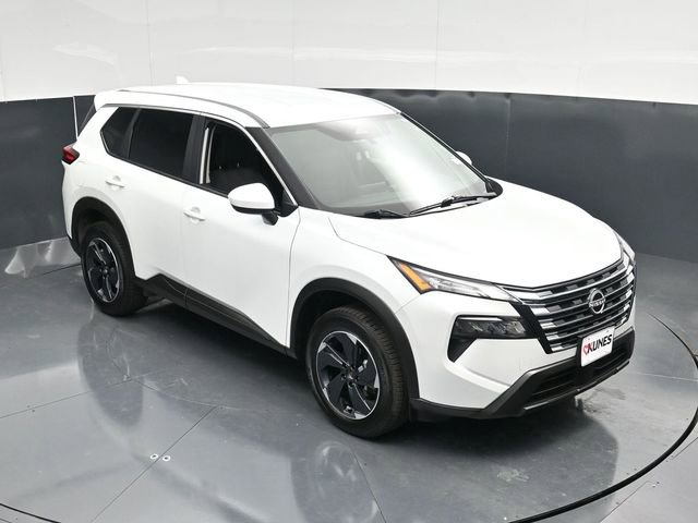 Used 2025 Nissan Rogue SV AWD/4WD image 45